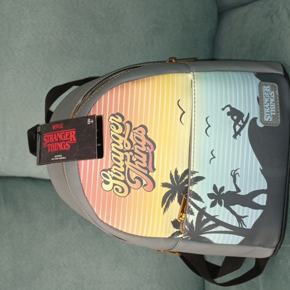 Backpack Mini -Stranger Things Demogorgon Surfer Mini Bag Purse Travel Funko New - Picture 3 of 5